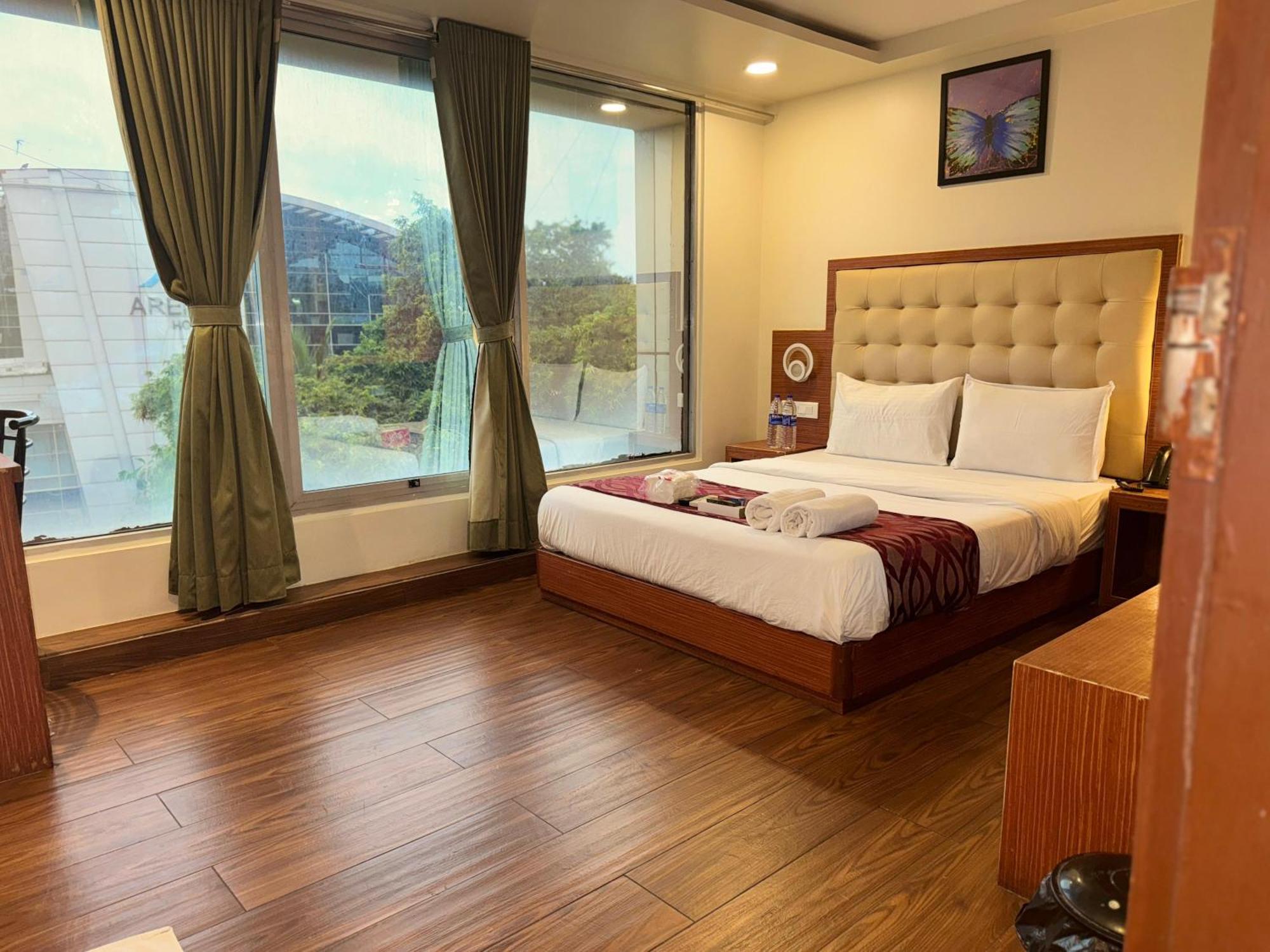 Hotel Aflon Midc Andheri East — Photos 1